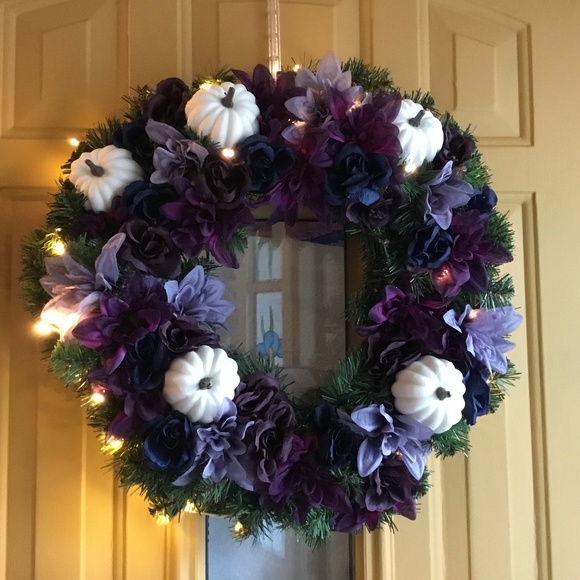 New Handmade 18 inch Wreath with lights - Picture 1 of 3